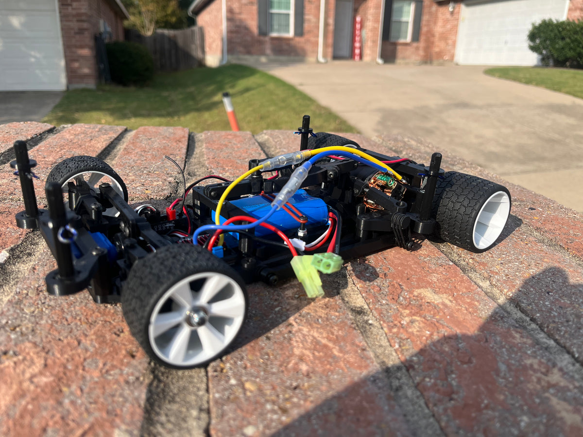 123-QHR-03 Qlub Spec GT12 Kit- BUILT